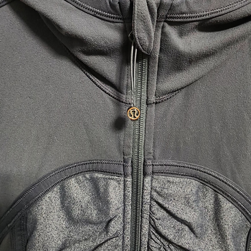 Lululemon Size 6 Gray Ruched Zip-Up Jacket - Picture 5 of 5